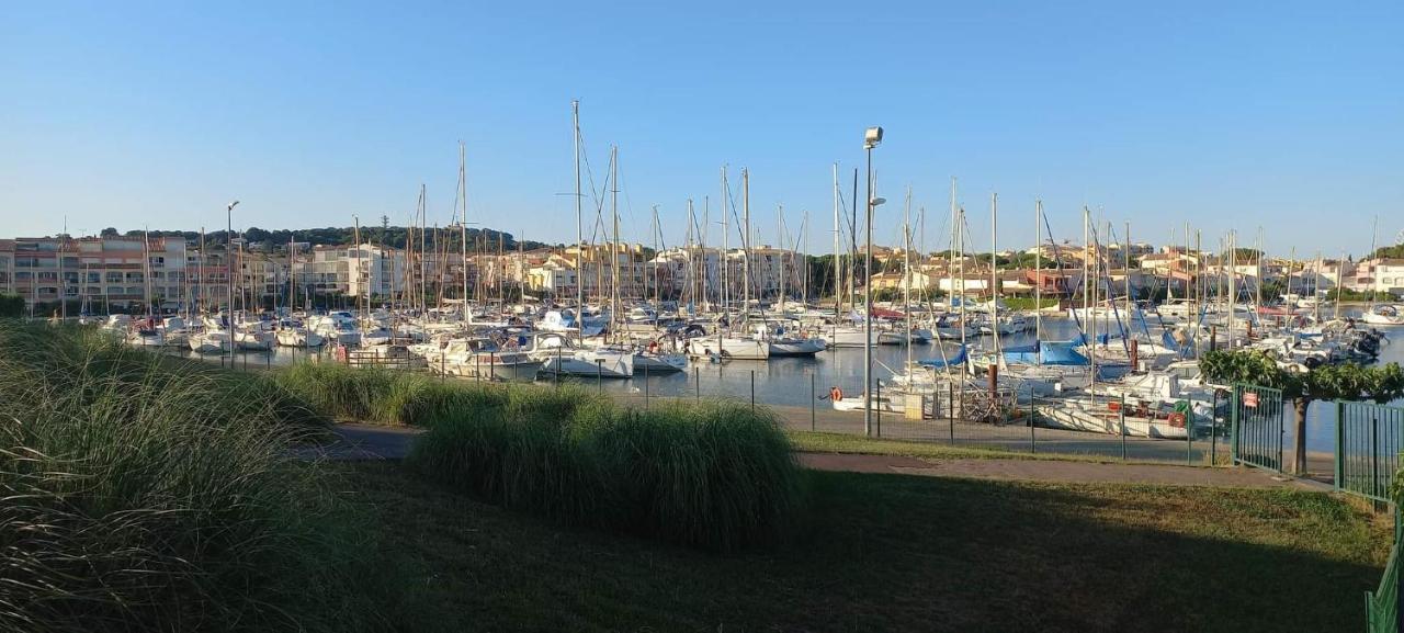 Appartement Situe Au Cap D'Agde Proche Plage מראה חיצוני תמונה